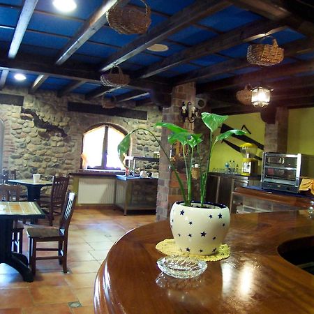 Conjunto Hotelero La Pasera Сото-де-Кангас Экстерьер фото