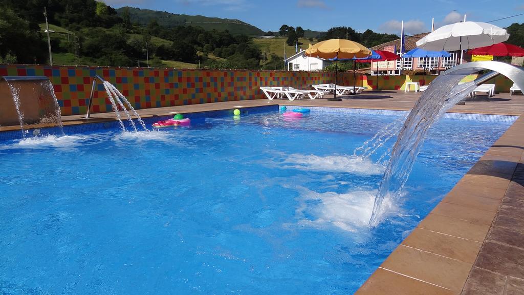 Conjunto Hotelero La Pasera Сото-де-Кангас Экстерьер фото
